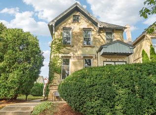 1679 N Cass St APT 1, Milwaukee, WI 53202