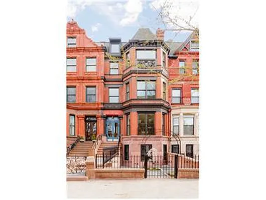 Sold by Douglas Elliman | media 38