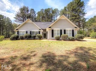 124 Jeb Stuart Dr, Newnan, GA 30265