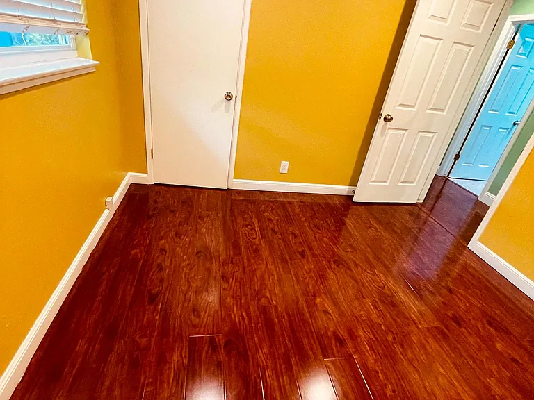 4139 Linwood Dr — Photo 22