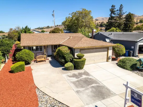 1283 Traughber St, Milpitas, CA 95035