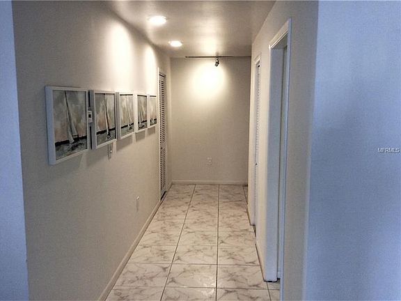 3rd image of 1 Beach Dr SE Unit 914