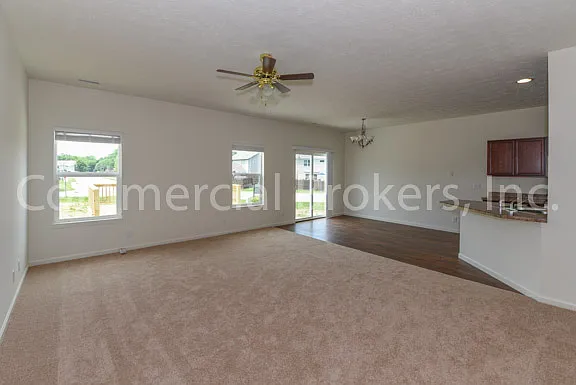 3226 Jasmine Ct — Photo 34