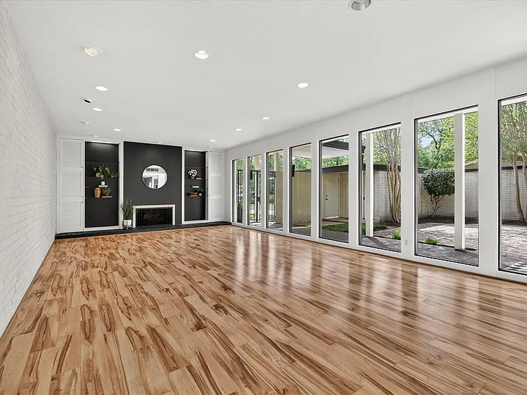 147 Valley Dr — Photo 10