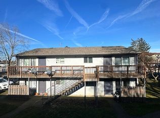 17452 SE Powell Blvd, Portland, OR 97236