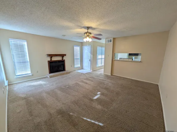 5212 Butter Creek Ln #D-1, Baton Rouge, LA 70809