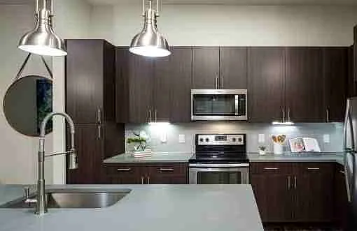 Mag & May Apartments — Photo 3