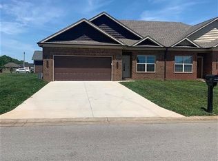 1114 Springfield Blvd, Bowling Green, KY 42104