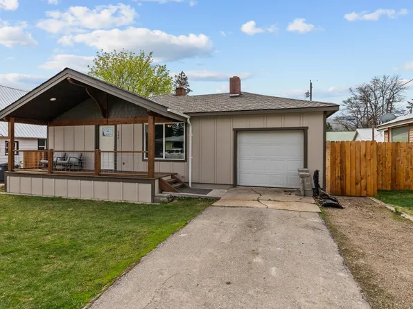266 E Jackson Ave, Priest River, ID 83856