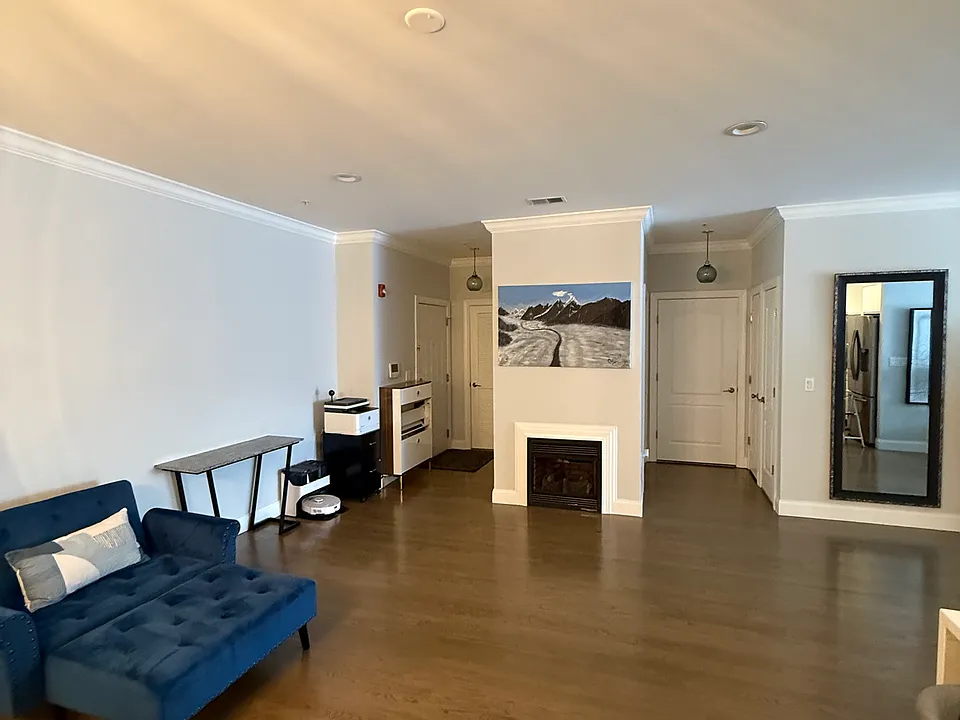 255 Broadway #303