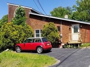 4 Hillside Ave, Merrimac, MA 01860