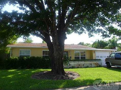 1st image of 929 Lighthouse Dr
