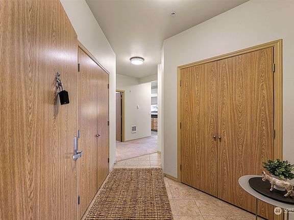 2nd image of 516 Darby Drive #115