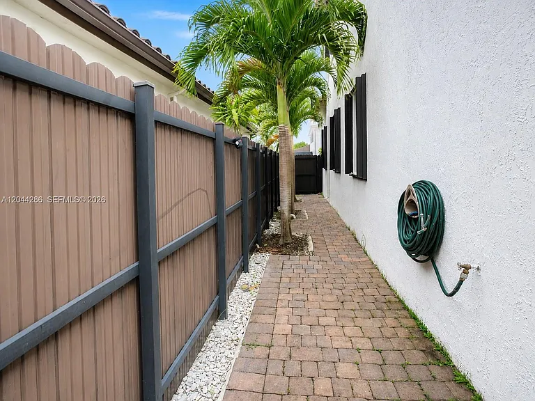 22886 SW 128th Pl — Photo 47