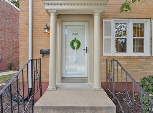9026 W Swan Cir, Saint Louis, MO 63144