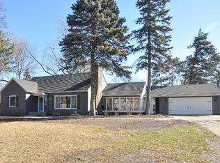 495 5th Ave N, Hopkins, MN 55343