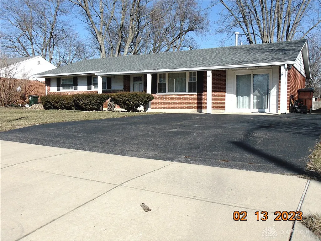 410 Merrymaid Dr photo 1
