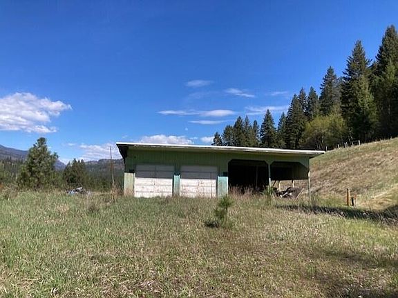 2nd image of 3500 Rockcut Rd