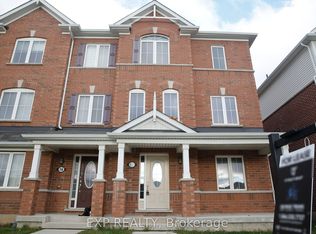 230 Avonsyde Blvd #17, Hamilton, ON L8B 1T9