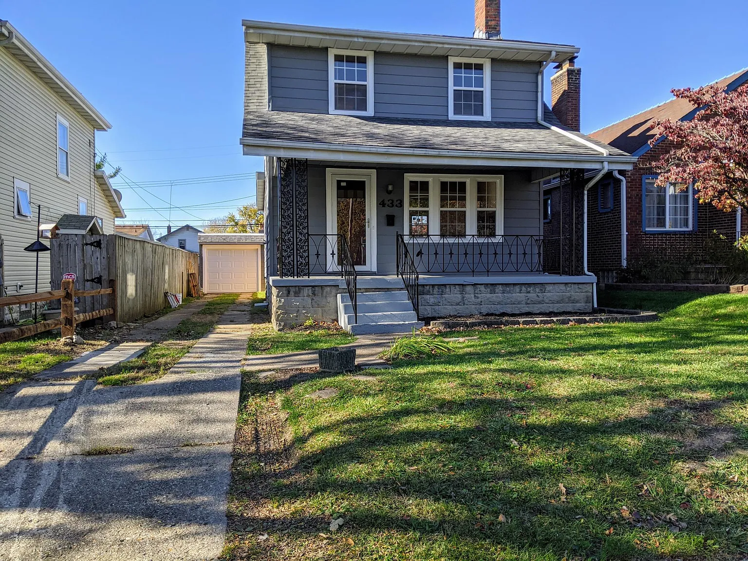 433 Townsend Ave photo 1