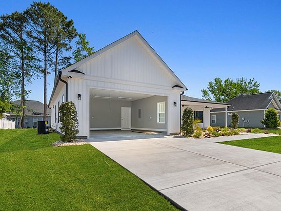 2nd image of 2281 Seaford Dr.