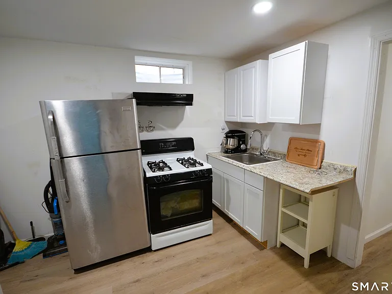 430 Berkeley Rd — Photo 25