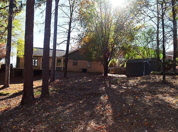 4th image of 488 Lee Road 520