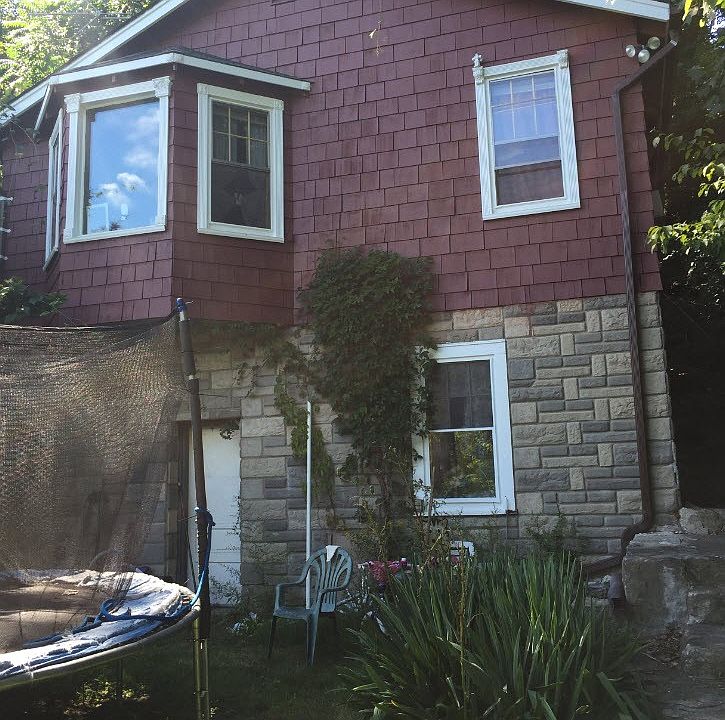 2nd image of 335 Lake Dr