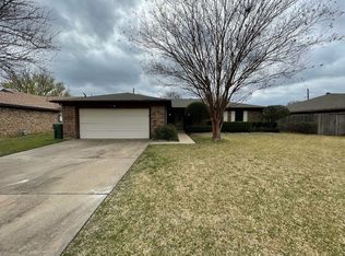 3621 Ceran Dr, Arlington, TX 76016