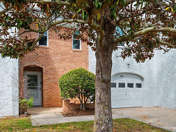 2nd image of 32 Meander Row #8