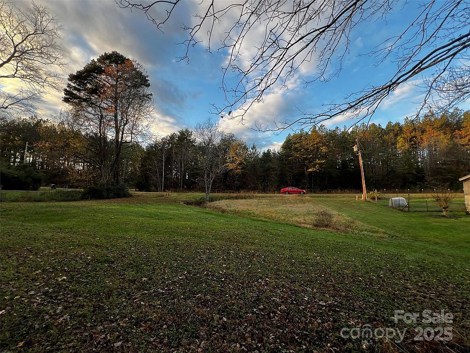 2nd image of 144 Shepherd Valley Rd