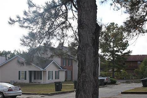 2nd image of 1907 Teston Ln