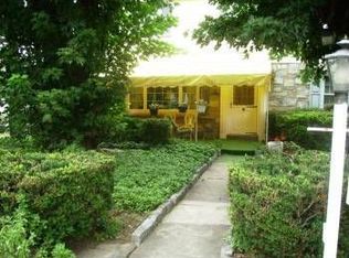 476 Aurania St, Philadelphia, PA 19128