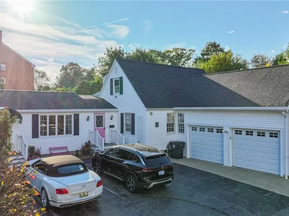 1682 Douglas Ave, North Providence, RI 02904
