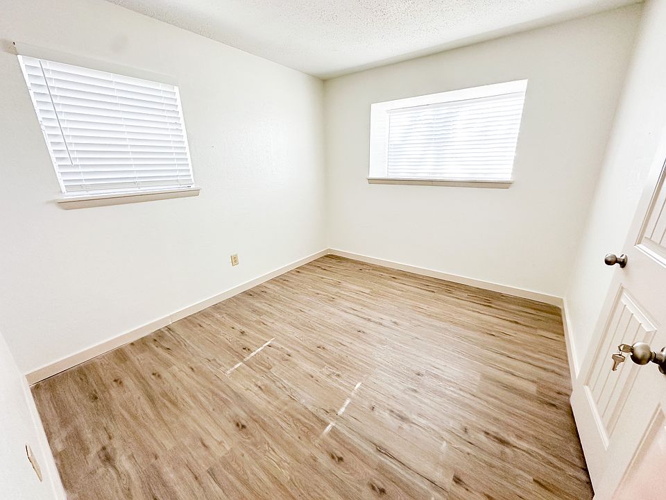 1st image of 4605 NW Ozmun Ave #2