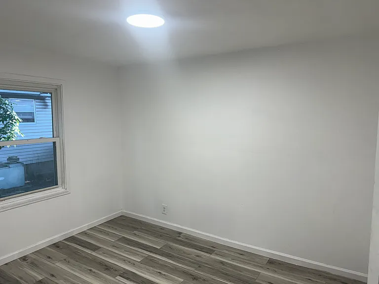 400 S Lake St #1 — Photo 5