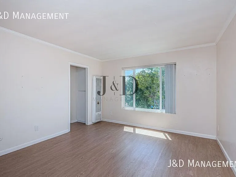 2664 Magnolia Ave #5 — Photo 6