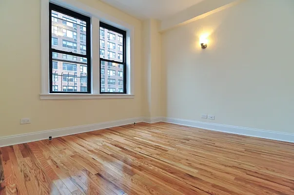 Rented by Citi Habitats | media 31