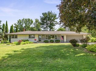 6177 Upper 48th St N, Oakdale, MN 55128