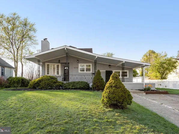 235 W Center Ave, Maple Shade, NJ 08052