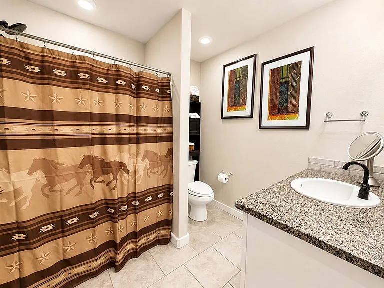 2122 Marfa Ln — Photo 10