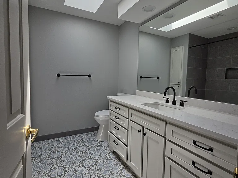 Main Bathroom