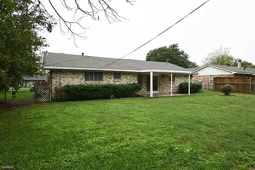 1607 Anthony St Photo 1