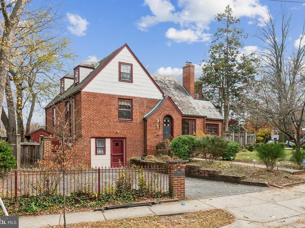 9303 Sutton Pl, Silver Spring, MD 20910