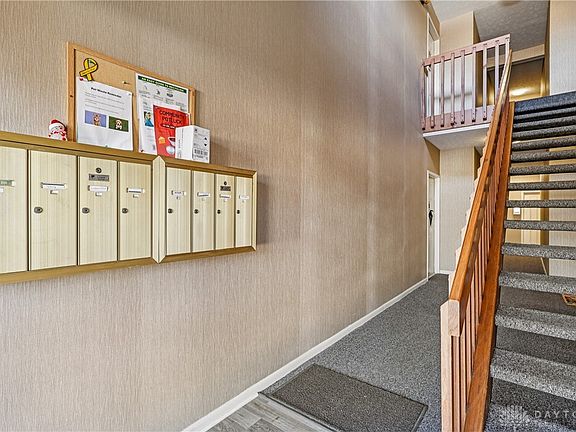 3rd image of 84 Mallard Glen Dr APT 8