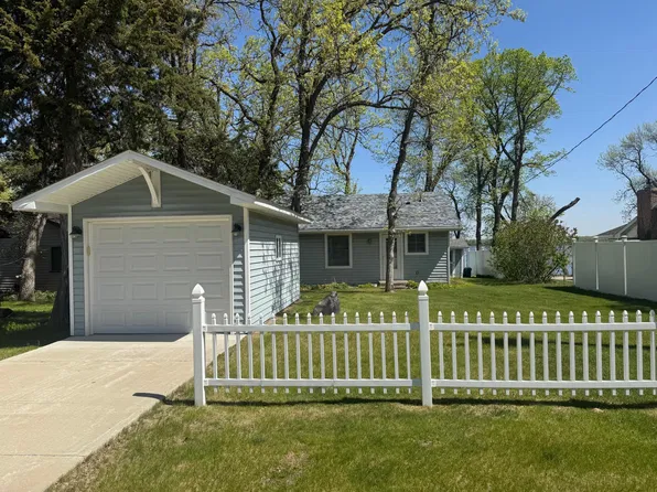 7221 100th Ave SE, Clear Lake, MN 55319