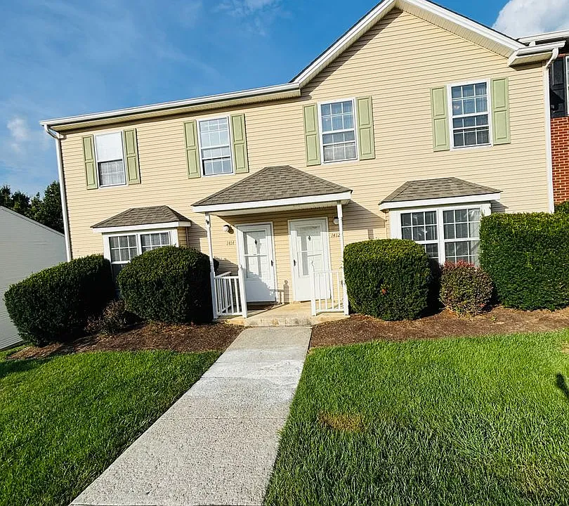 1412 Christine Ct