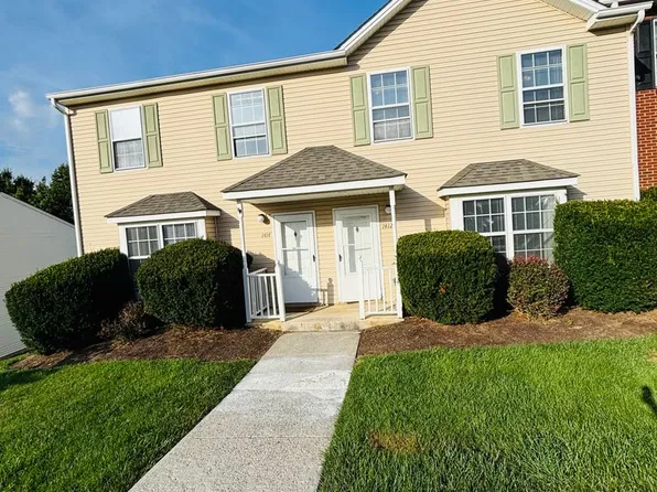 1412 Christine Ct, Blacksburg, VA 24060