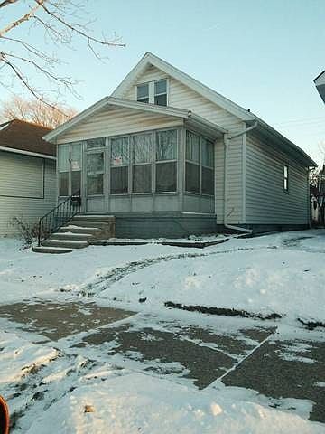 2nd image of 9205 Homer St