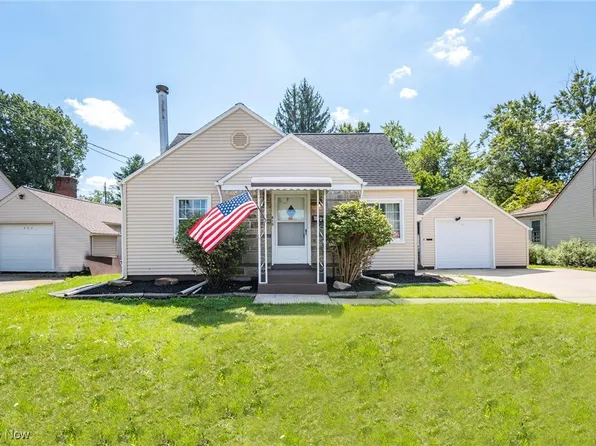 819 Rex Blvd NW, Warren, OH 44483